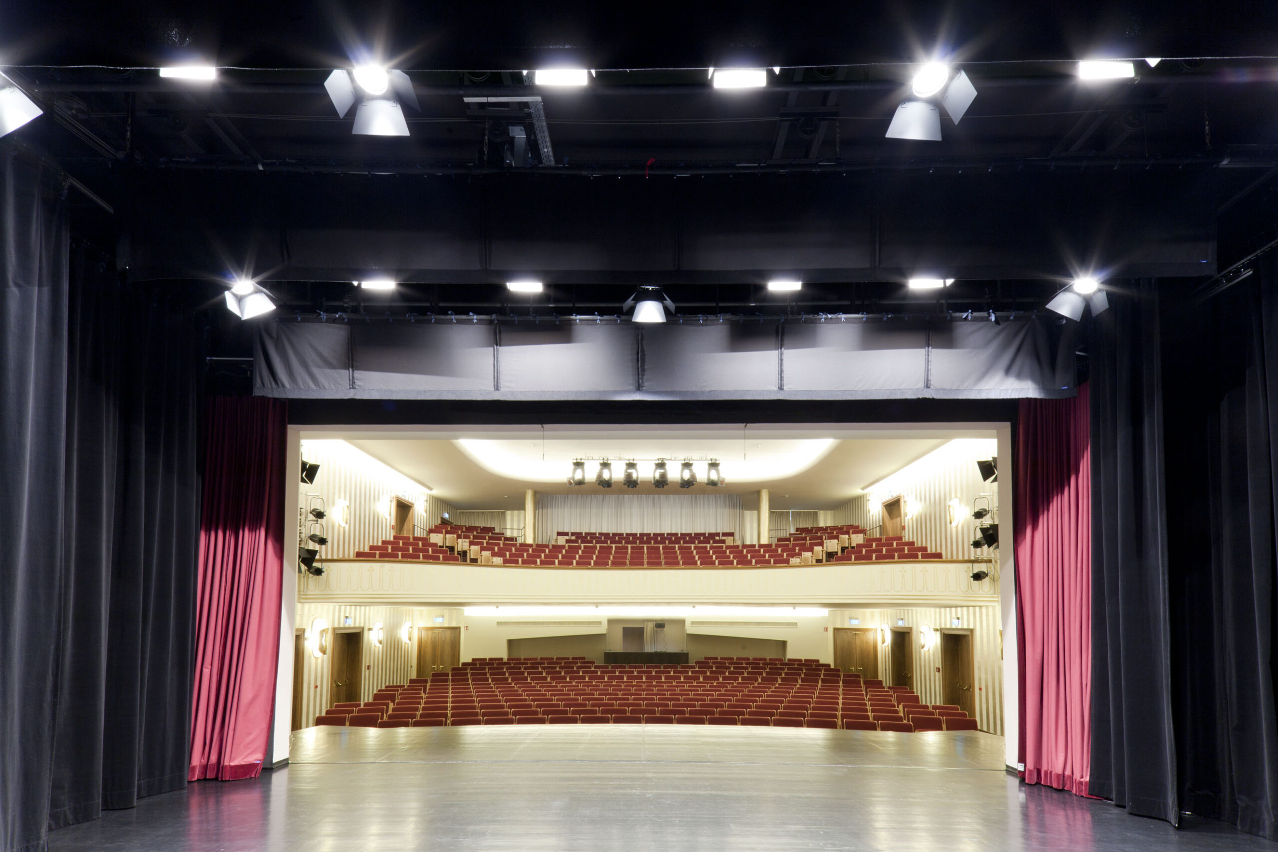 Kurtheater Bad Wörishofen The sweet60s laden zu einem Gospelkonzert in das Kurtheater von Bad Wörishofen ein.