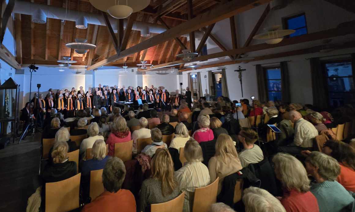 Pfarrsaal Mariä Himmelfahrt Landsberg Erfolg verpflichtet! Zum zweiten Mal tritt der Gospelchor the sweet60s im katholischen Pfarrsaal der Mariä Himmelfahrt Kirche in Landsberg auf.
